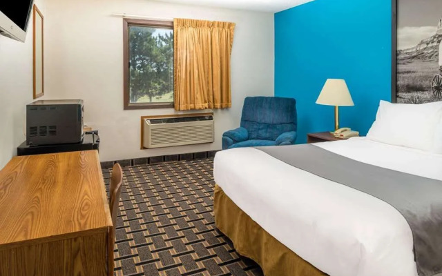 Super 8 Lincoln West