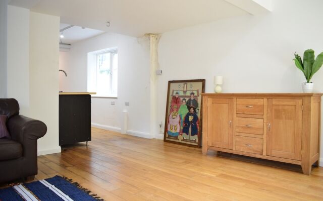 Kilburn 2 Bedroom Home