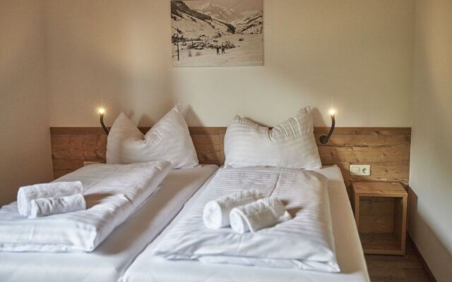 Delfi Ski & Bike Apartments