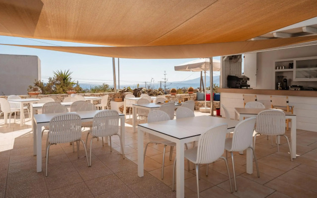Mitos Suites