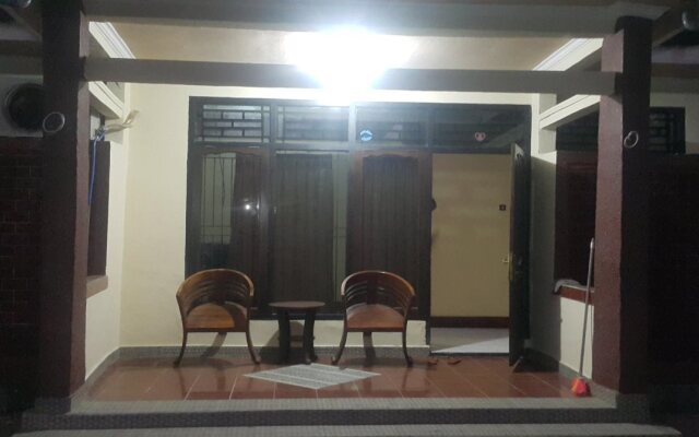 Hotel Any Lestari Lakey