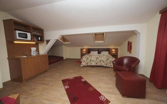 Mountain Motel