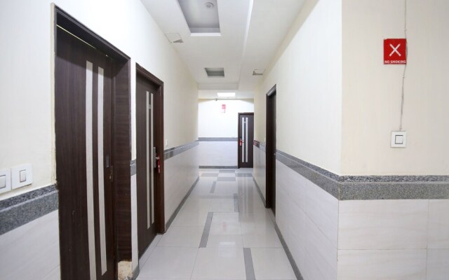 OYO 3025 Hotel Amaze