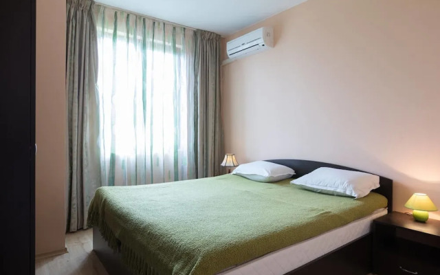 Apartment Rich Beach Nessebar