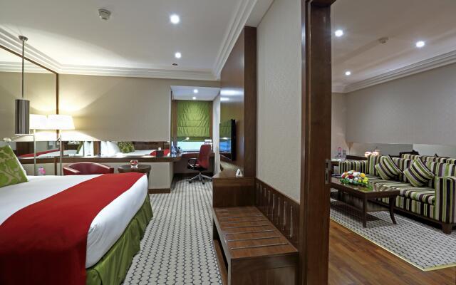 Radisson Blu Hotel and Convention Center, Riyadh Minhal