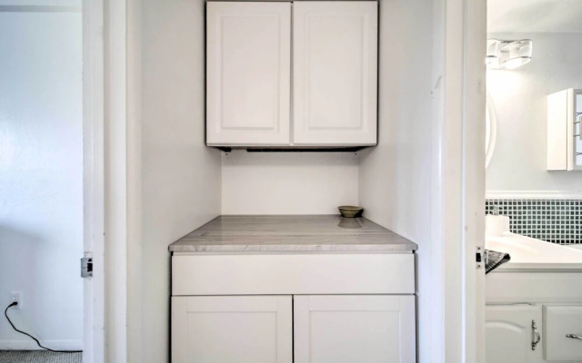 Modern City Condo Close to Downtown Phoenix!