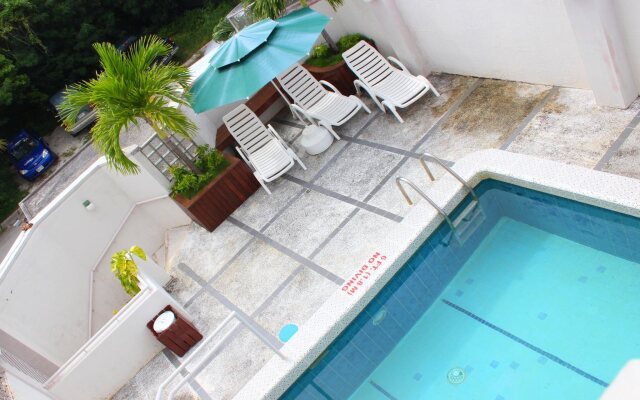 Holiday Saipan Hotel
