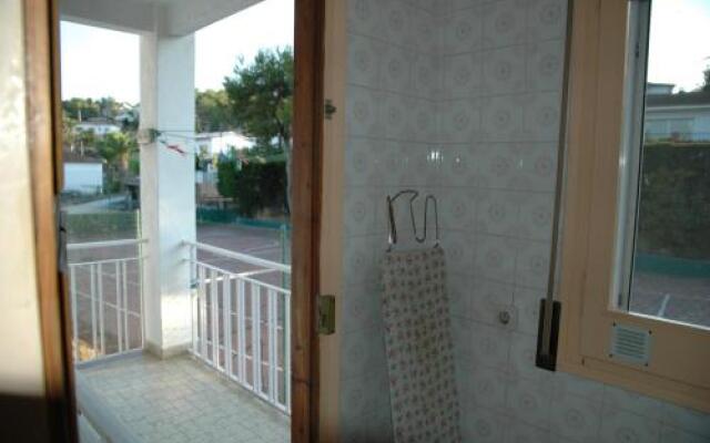 Casa De Vacaciones "CAL VIVES"