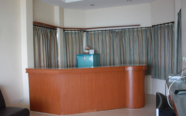 Green Lay Resort