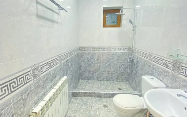 Samarkand Fruza