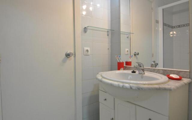 RNET - Rhc- 1410 - Roses Holiday Center