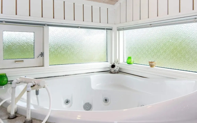 8 Person Holiday Home in Ebeltoft