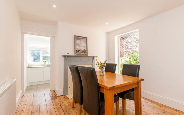 Inviting 3-dbl Bedrooms House in Ramsgate