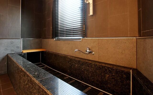 Rich Diamond Hotel