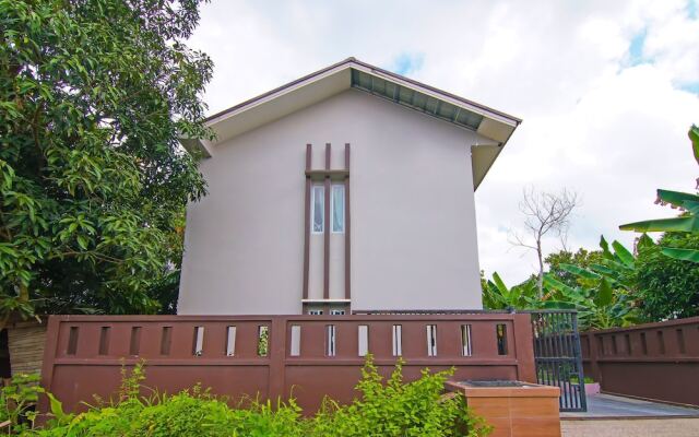 SPOT ON 92570 Putri Guest House Syariah Near SPBU Rimbo Panjang