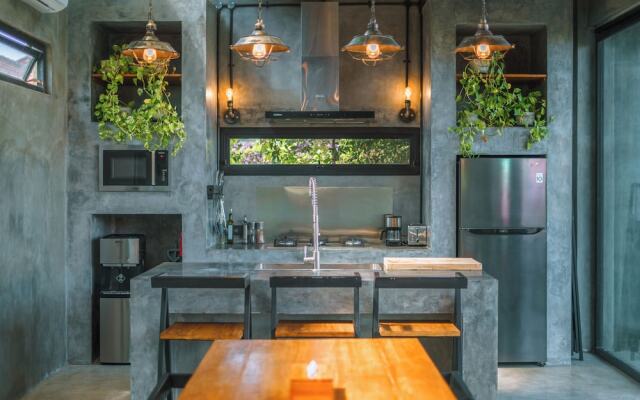 Villa Konkrete - Tropical 3BR