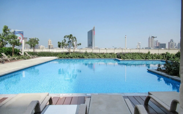 Modern 2BR w/ Tranquil Ambience in Emirates Hills!