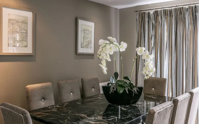 The Townhouses @ Carus Green