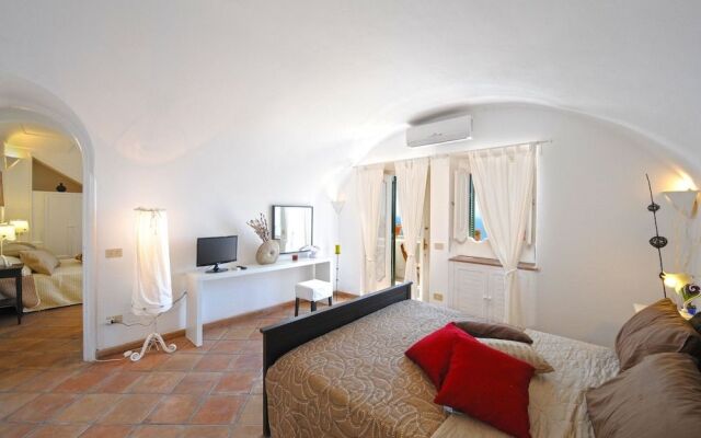 Casale Fralisa - Marvelous Terrace and hot tub With sea View