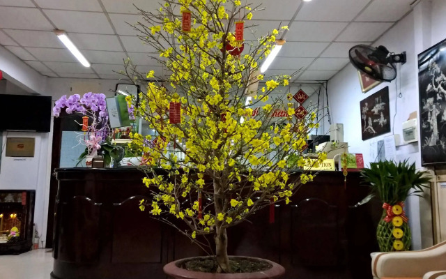 Quang Sang Hotel