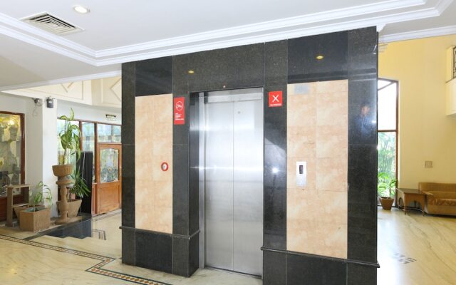 OYO 1081 Hotel Sindhu International