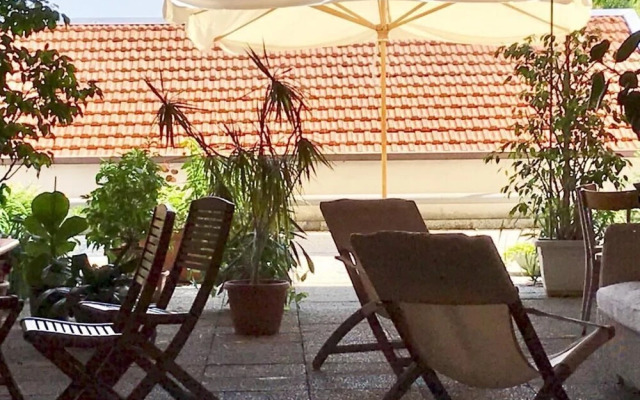 Hotello