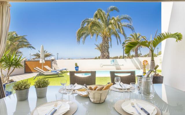 Las Caletas Village 3 bed LVC200564