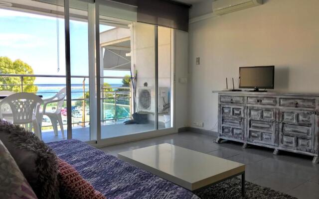 Apartamento en primera linea de playa 112A - INMO22