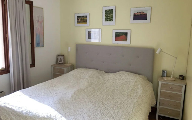 Very attractive detached villa with its own swimming pool