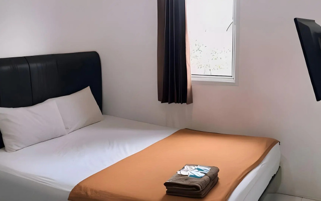 OYO 3729 Cattail Guest House – Guest Rooms – Pontianak