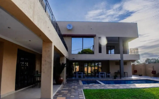 Escapade Lux Guesthouse