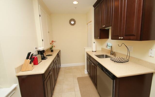 Renaissance Properties - 222 West Rittenhouse Square