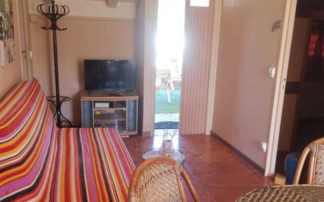 House With 3 Bedrooms in Deshaies, With Wonderful sea View, Terrace an