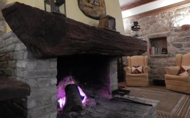 Helydorea Country House