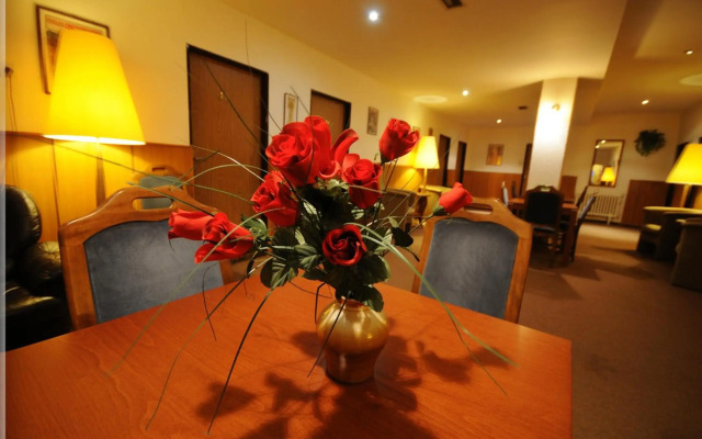 Hotel Bohemians