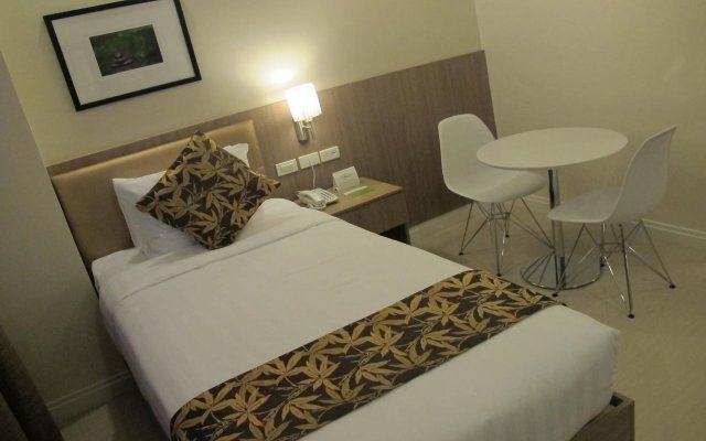 Zerenity Hotel & Suites