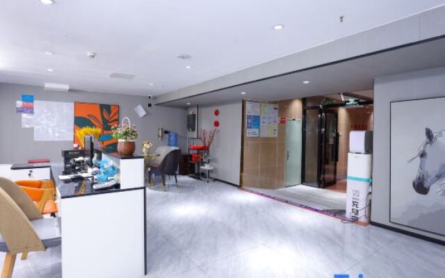 Junyi Hotel Shenzhen Dongmen Pedesteian Street store