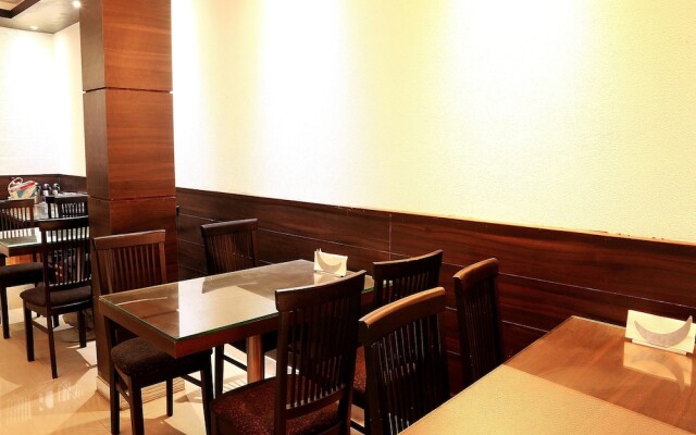 OYO 2911 The Pearl Hotel