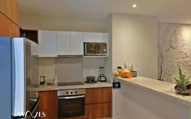 2 BR Amazing Pool Top Amenities Wifi 2FL Gym