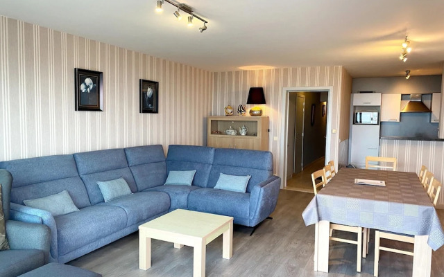 Apartment in Nieuwpoort With Stunning Sea Views