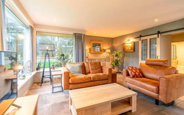 Modern and Attractive Holiday Home for 6 People