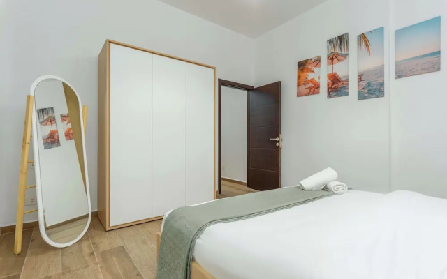 Vista 2-Bedroom Apartment in Batroun