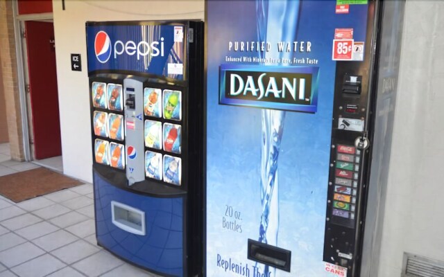 Knights Inn Memphis Airport