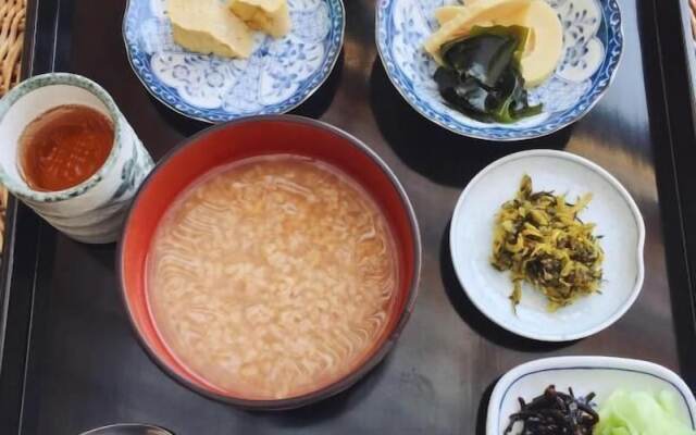 Cocoroom Guesthouse Cafe and Garden - Hostel