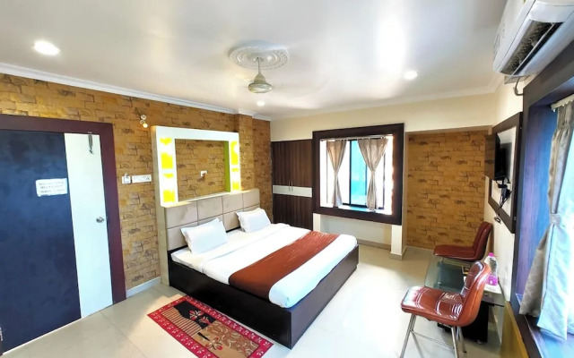 Hotel S S Puri Near Tempal