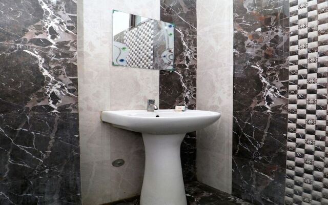 Oyo 39778 Hotel Blue Planet