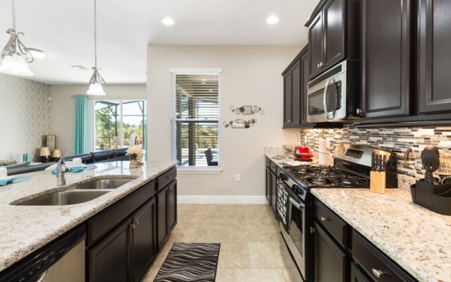 Solterra - 4103 Oaktree Drive