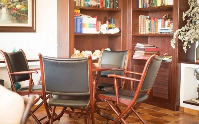 Villa Cossis Beach TVL 32