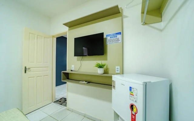 Flat com Wi-fi a Poucos Metros do Aeroporto