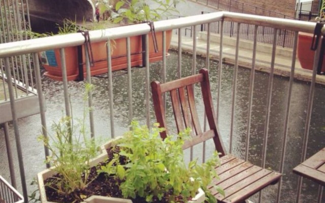 Shoreditch Riverside 2 Bedroom Apartment